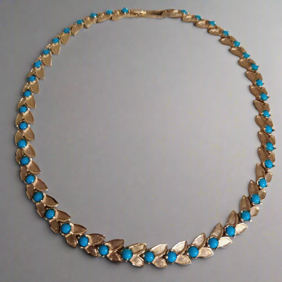 VINTAGE Gold Tone Turquoise Leaves Necklace